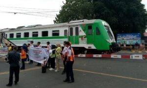 stasiun caruban3