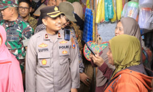 Jelang Nataru, Polres Madiun Pastikan Stabilitas Harga Bapokting IMG_20251205_164756