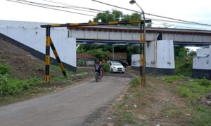 KAI Daop 7 Madiun Imbau Patuhi Rambu dan Batas Tinggi Kendaraan IMG_20260711_171127