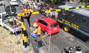 KAI Daop 7 Tegaskan Pengguna Jalan, Wajib Patuhi Rambu dan Batas Ketinggian Kendaraan IMG_20260808_164122
